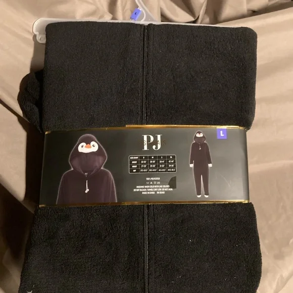 PJ Essentials Black Penguin Hooded Onesie - Picture 5 of 5